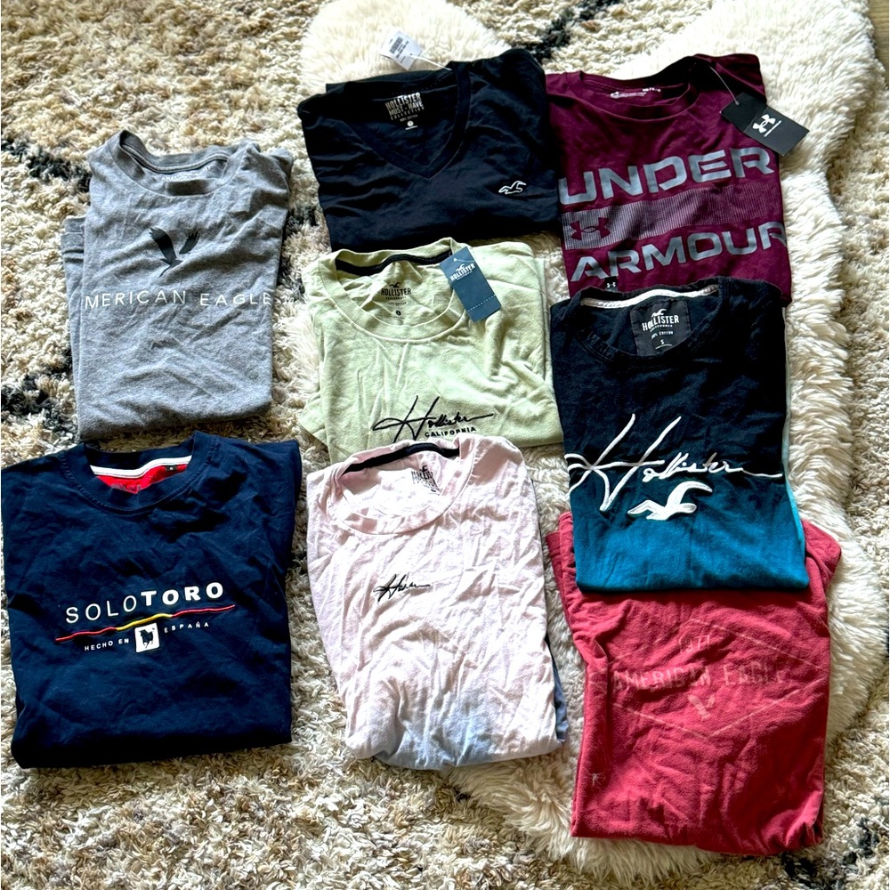 Mixed lot men’s tees small medium American Eagle Hollister under armour
